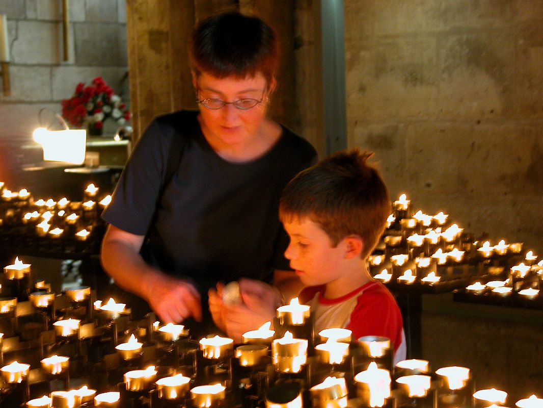 Paris 19 Notre Dame Charlotte Ryan And Peter Ryan Lighting Candles 